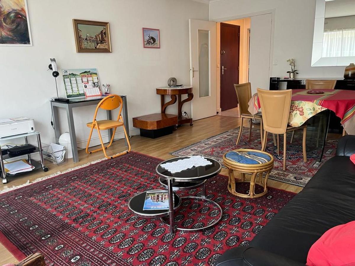 Appartement T4 Avec Parking, Balcon Et Proche Commerces A Biarritz - Fr-1-239-921 エクステリア 写真