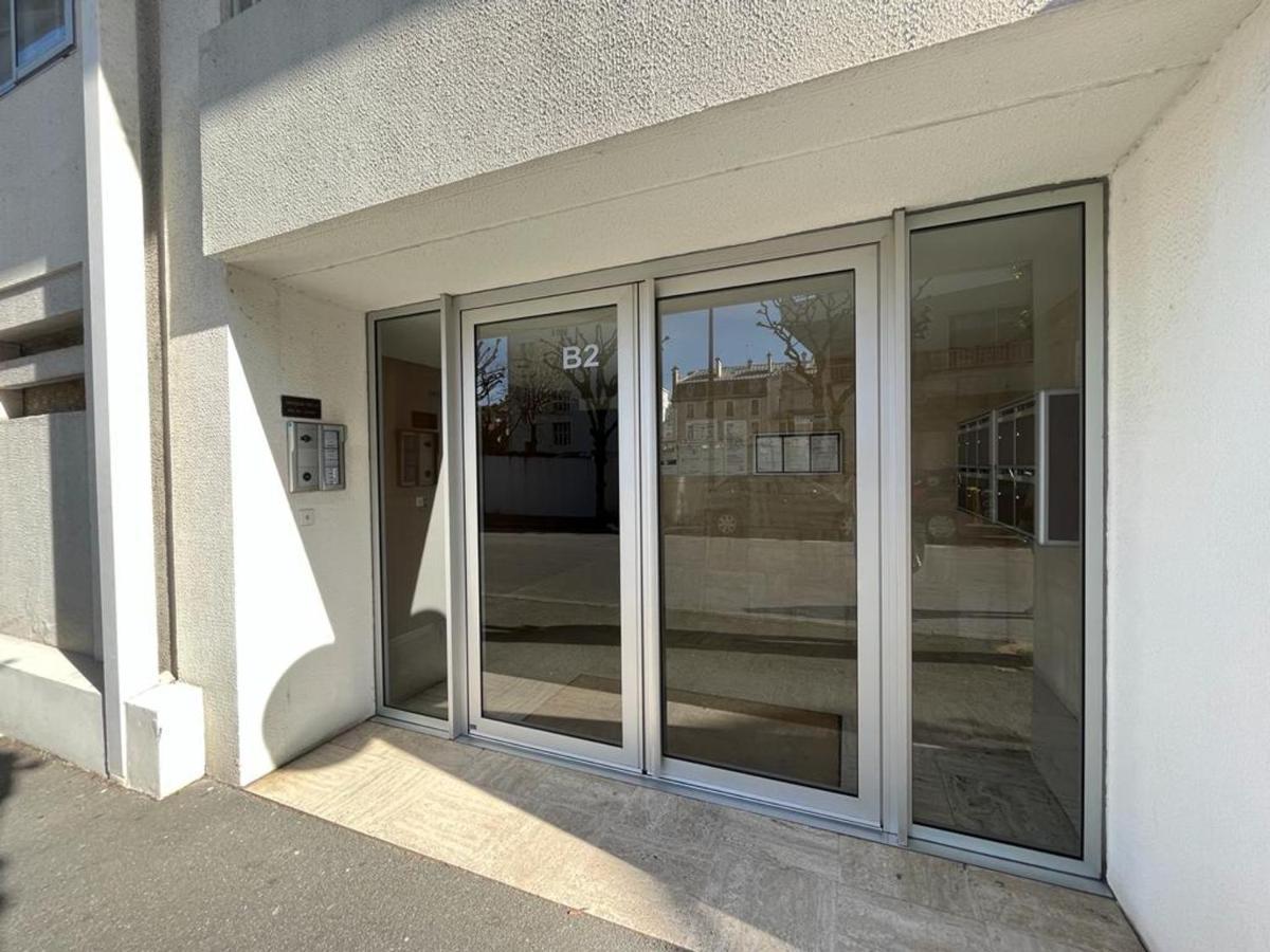 Appartement T4 Avec Parking, Balcon Et Proche Commerces A Biarritz - Fr-1-239-921 エクステリア 写真